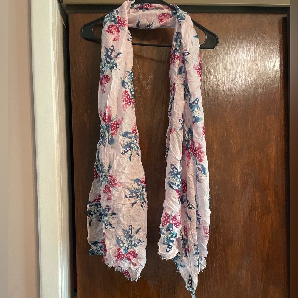 Vera Bradley Scarf NWT